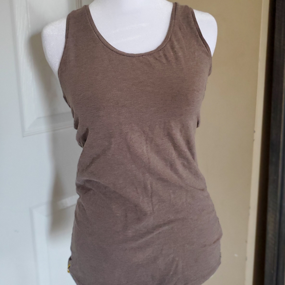 Fitted Tan Sleeveless Tank Top